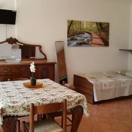 شقة In Campagna Con Piscina A